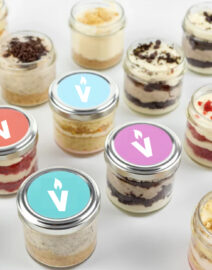 Corporate-Events-Mini-Cakes-in-a-Jar